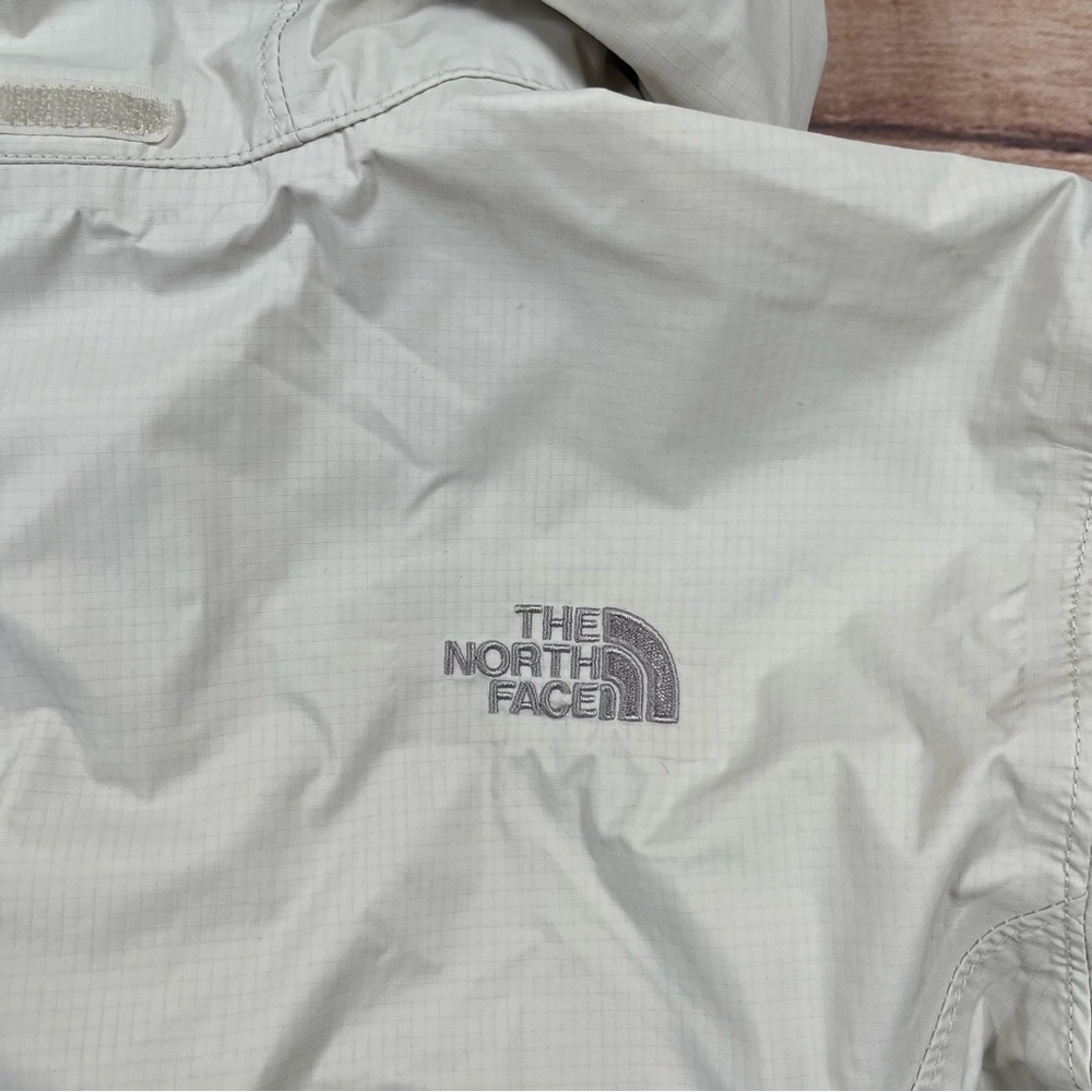 The North Face Nylon HyVent Jacket Hooded White/Ivory Women’s Large Flaw* - Picture 10 of 13